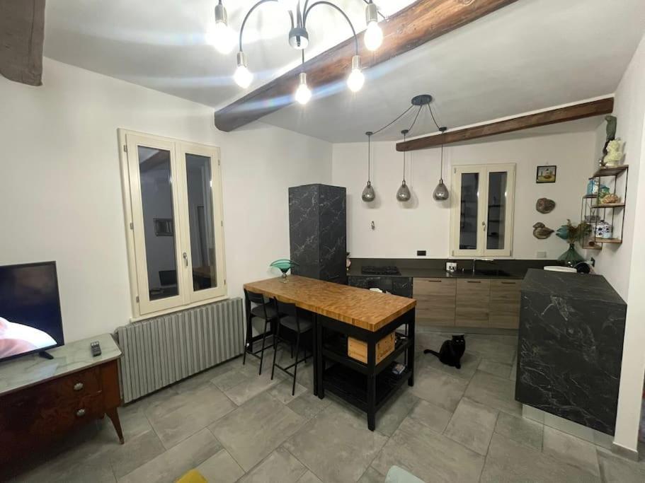App Di Tania Apartman Reggio Emilia Kültér fotó