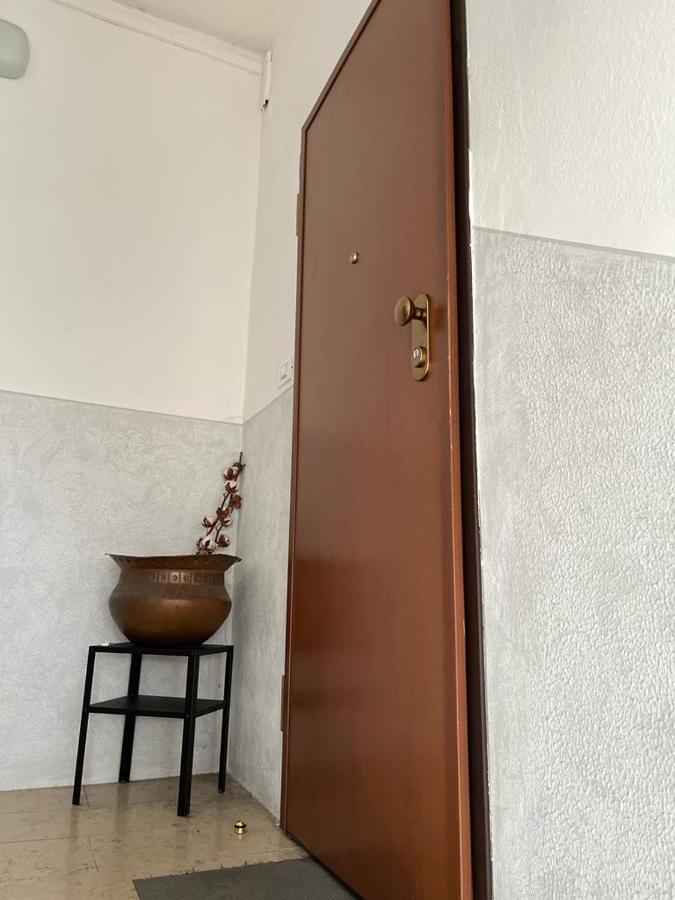 App Di Tania Apartman Reggio Emilia Kültér fotó